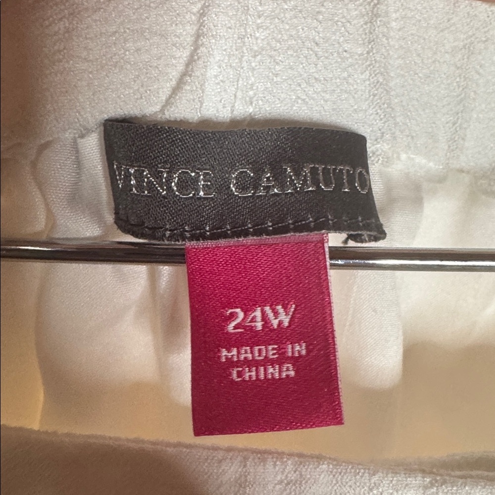NWT Vince Camuto Summer Heat Ivory Fully Lined Shorts Size 24W - Picture 6 of 11